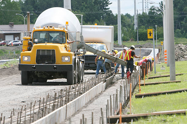 Best Concrete Sealing and Maintenance in Glasgow Village, MO